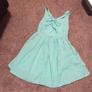 BOUTIQUE BUY bow back mint dress